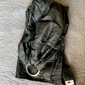 Vienna Springs raw silk sling with champagne rings